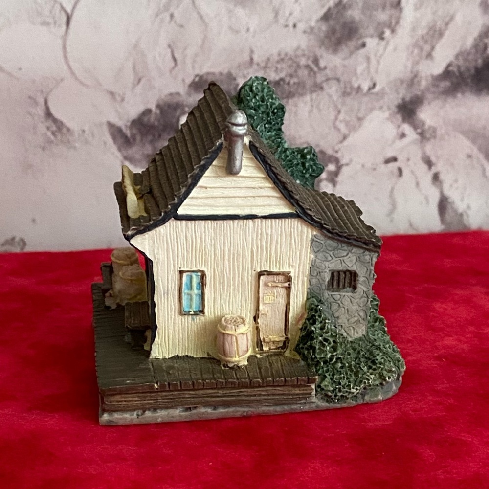 Vintage Collectible City Marshall’s Office Miniature - Picture 3 of 9